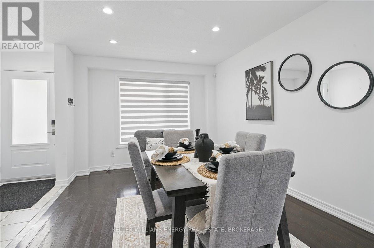 724 Craighurst Court E, Pickering, Ontario L1X 2W9 - Photo 11 - E12112739