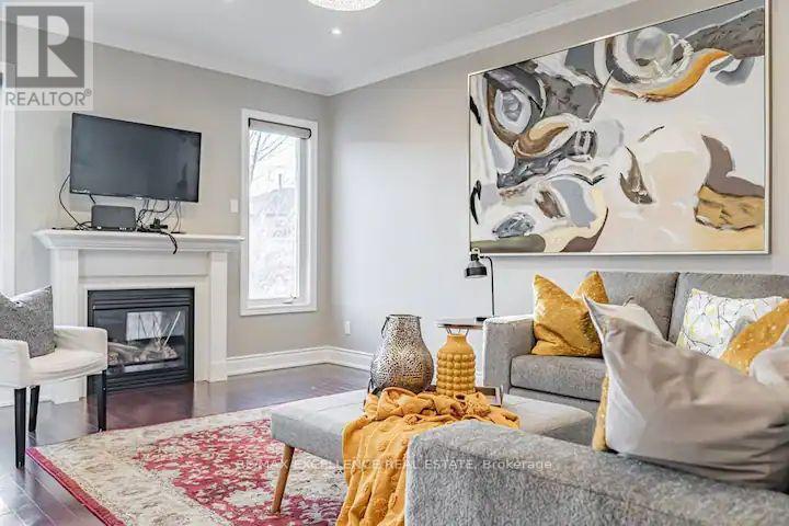 4568 Centretown Way, Mississauga, Ontario  L5R 0E2 - Photo 13 - W12106340