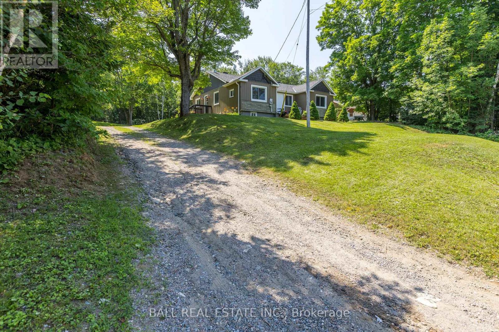 209 Monck Street, Bancroft, Ontario  K0L 1C0 - Photo 3 - X12112679