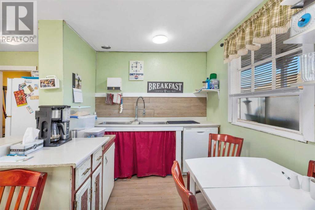 48 Main Street E, Big Valley, Alberta  T0J 0C9 - Photo 21 - A2210842