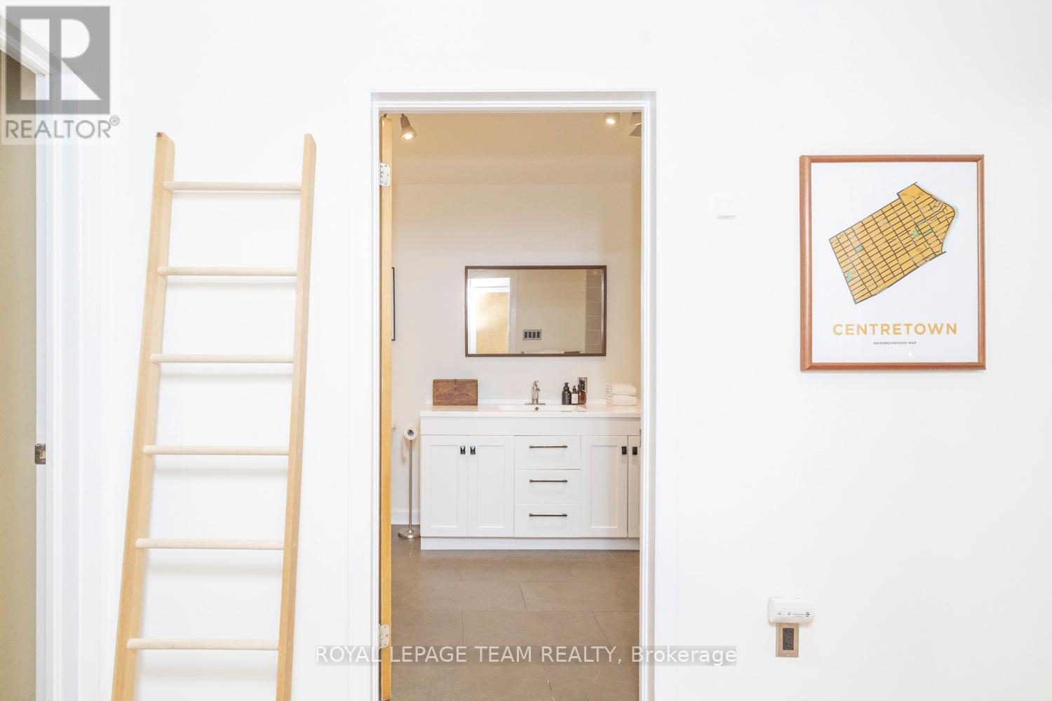 109 - 255 Argyle Avenue, Ottawa, Ontario  K2P 2N7 - Photo 42 - X12112719