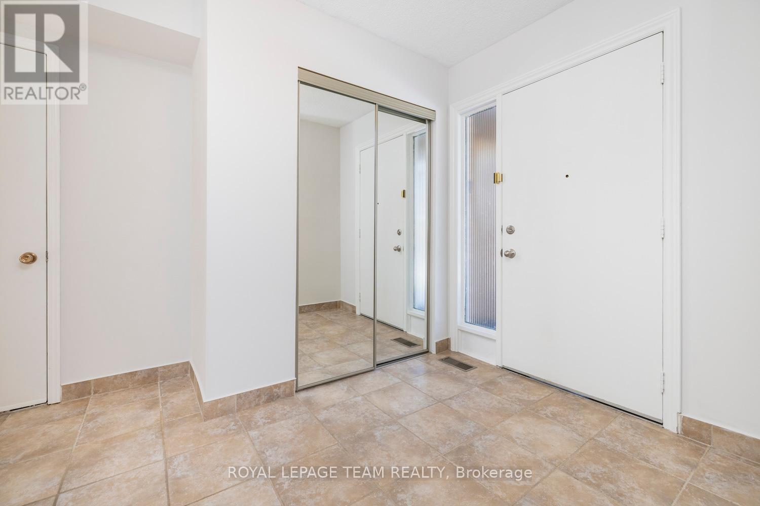 Property at 137 ORIOLE AVENUE image 4