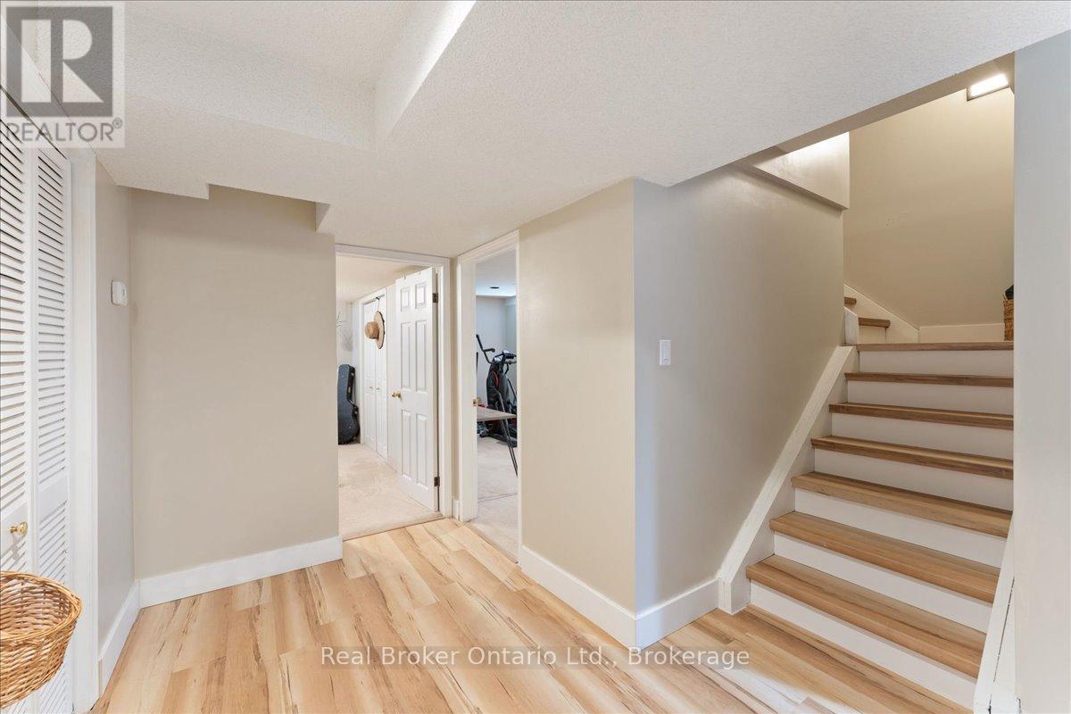 8 Jeanette Avenue, Grimsby, Ontario  L3M 5B4 - Photo 28 - X12112622