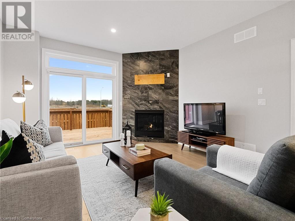 Property at 15 AUSTIN Drive image 4