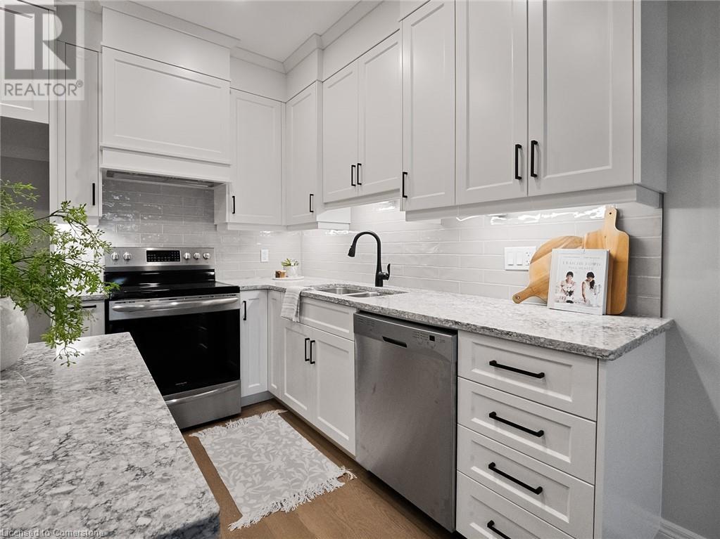 Property at 15 AUSTIN Drive image 5