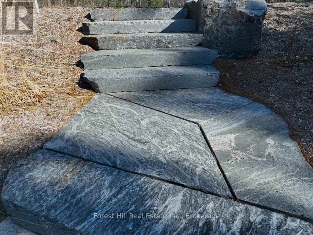 4185 Kawagama Lake Road, Algonquin Highlands, Ontario  P0A 1E0 - Photo 26 - X12112602