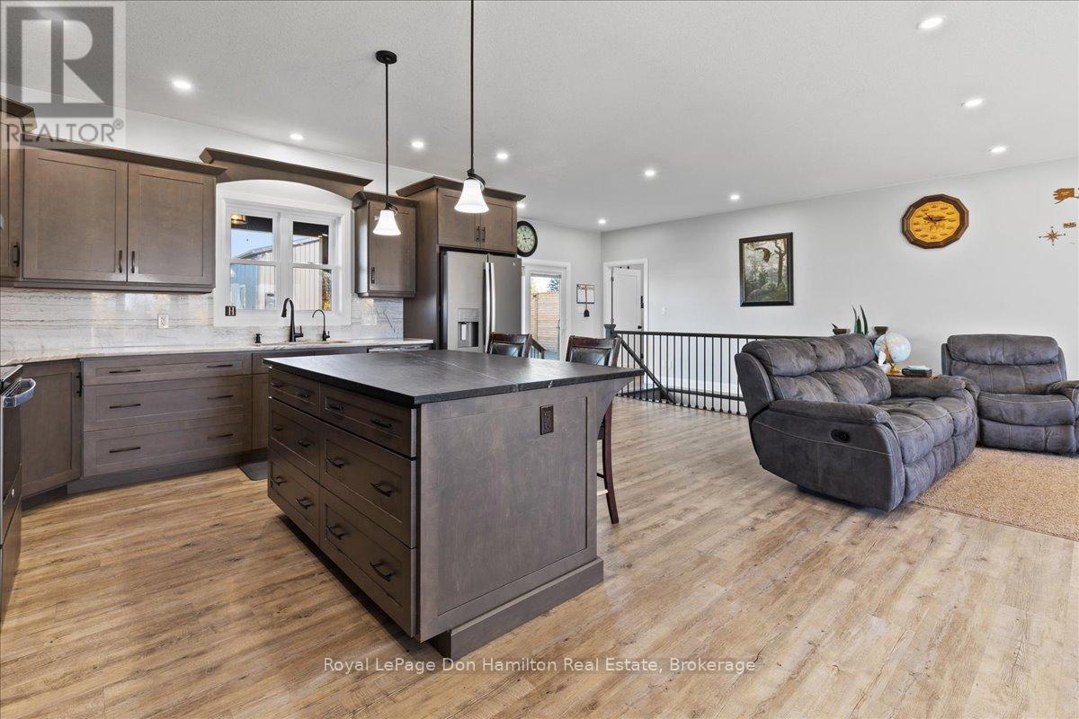 43830 Cranbrook Road, Huron East, Ontario  N0G 1H0 - Photo 12 - X12112638