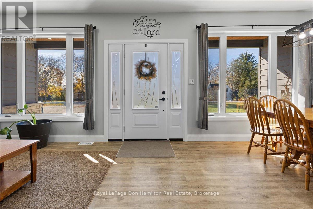 43830 Cranbrook Road, Huron East, Ontario  N0G 1H0 - Photo 5 - X12112638
