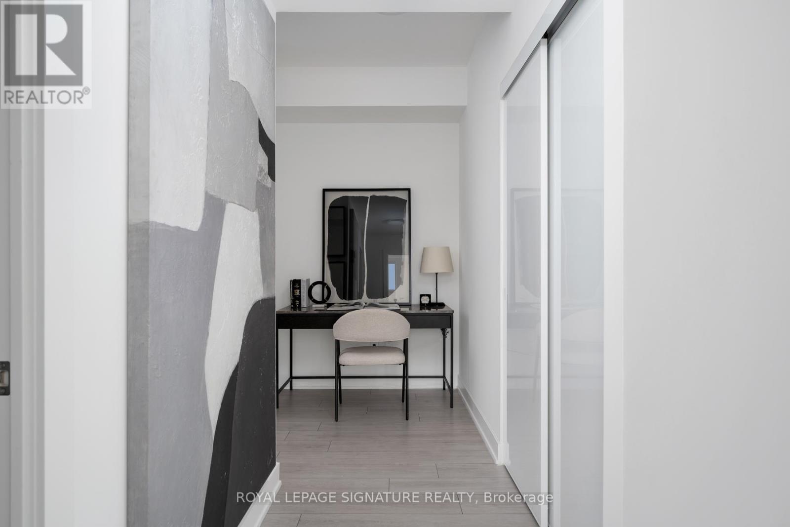 1308 - 15 Mercer Street, Toronto (Waterfront Communities), Ontario  M5V 1H2 - Photo 2 - C12112668