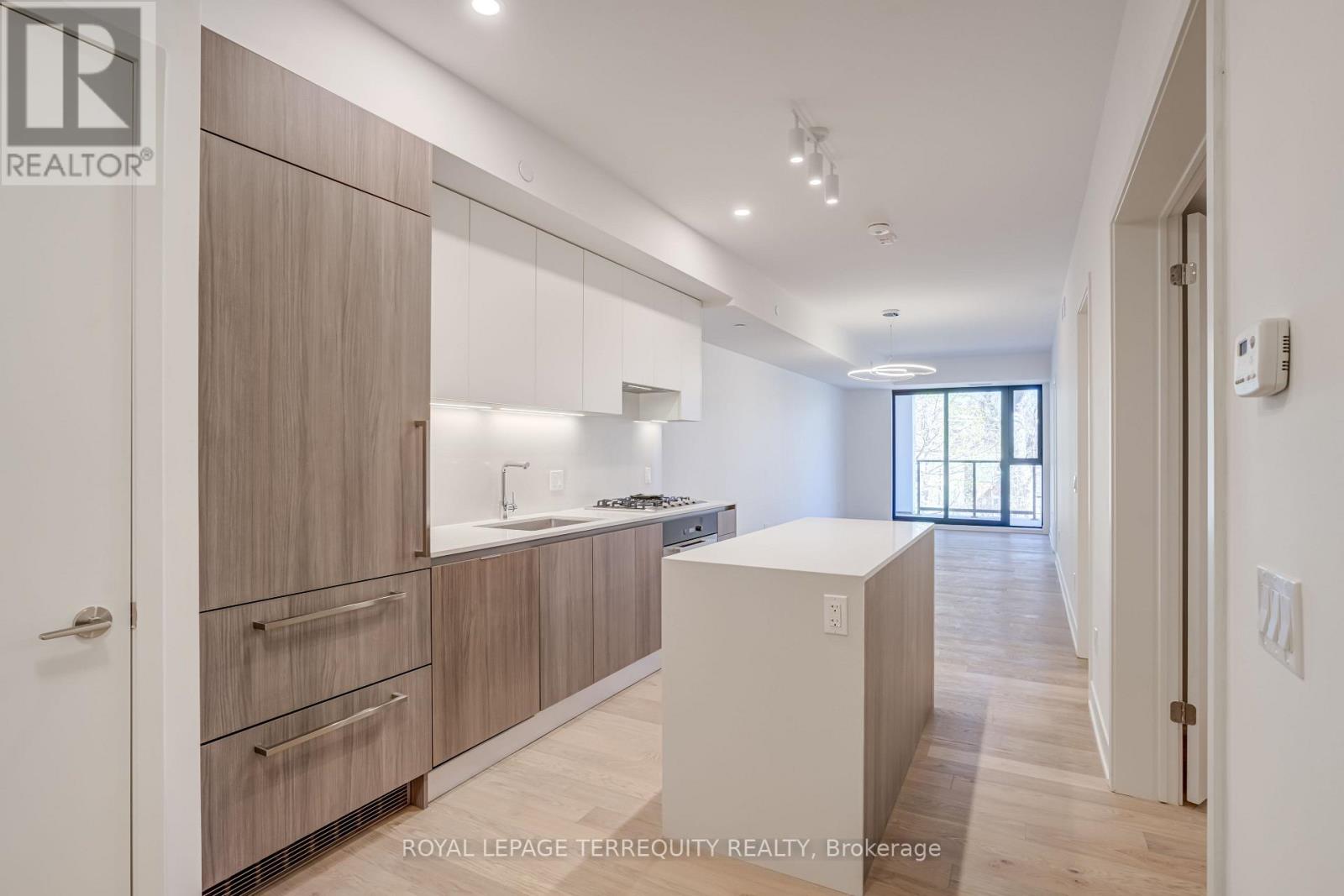 301 - 200 Keewatin Avenue, Toronto, Ontario  M4P 1Z8 - Photo 2 - C12112676