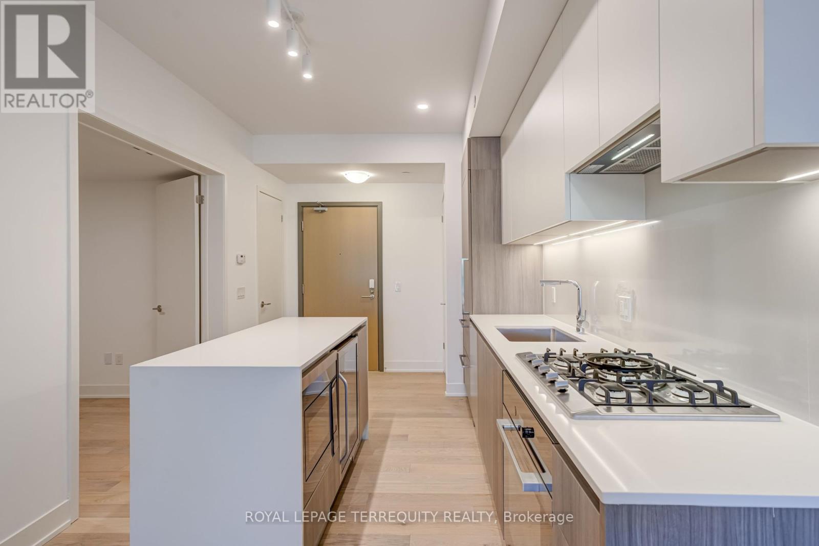 301t - 200 Keewatin Avenue, Toronto, Ontario  M4P 1Z8 - Photo 5 - C12112676