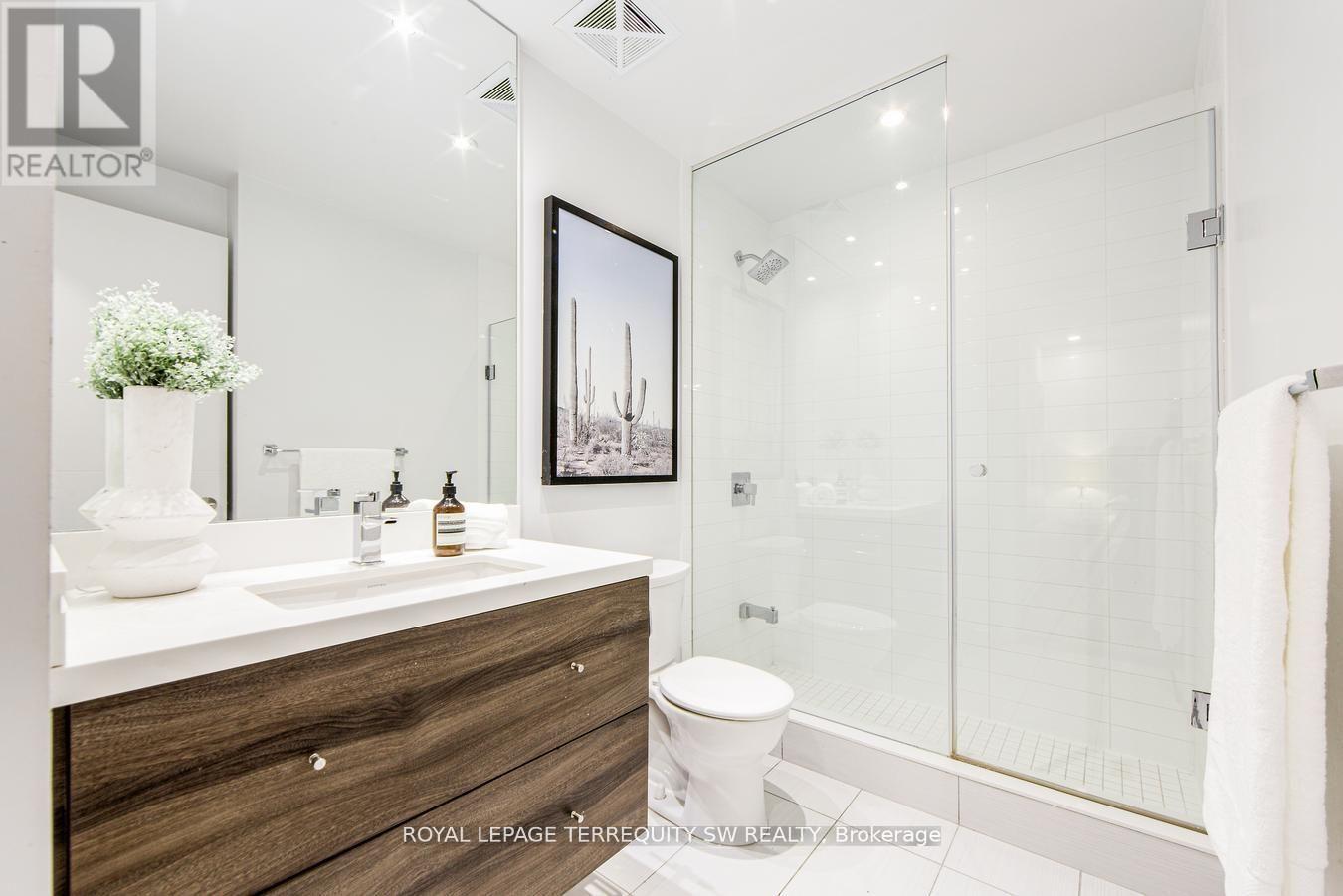 819 - 525 Adelaide Street W, Toronto, Ontario  M5V 0N7 - Photo 19 - C12112685