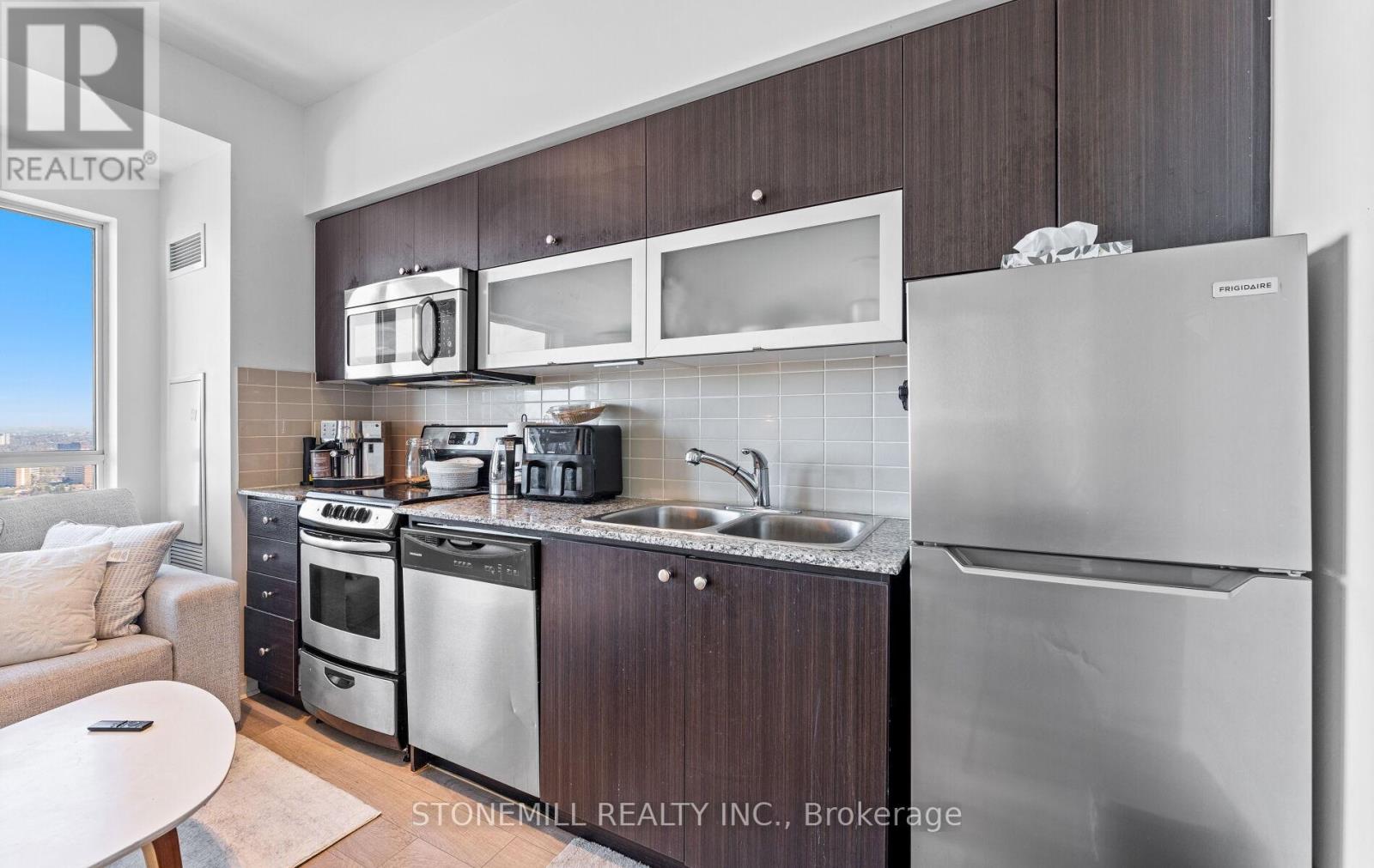 Lph07 - 2015 Sheppard Avenue E, Toronto (Henry Farm), Ontario  M2J 0B3 - Photo 15 - C12112700