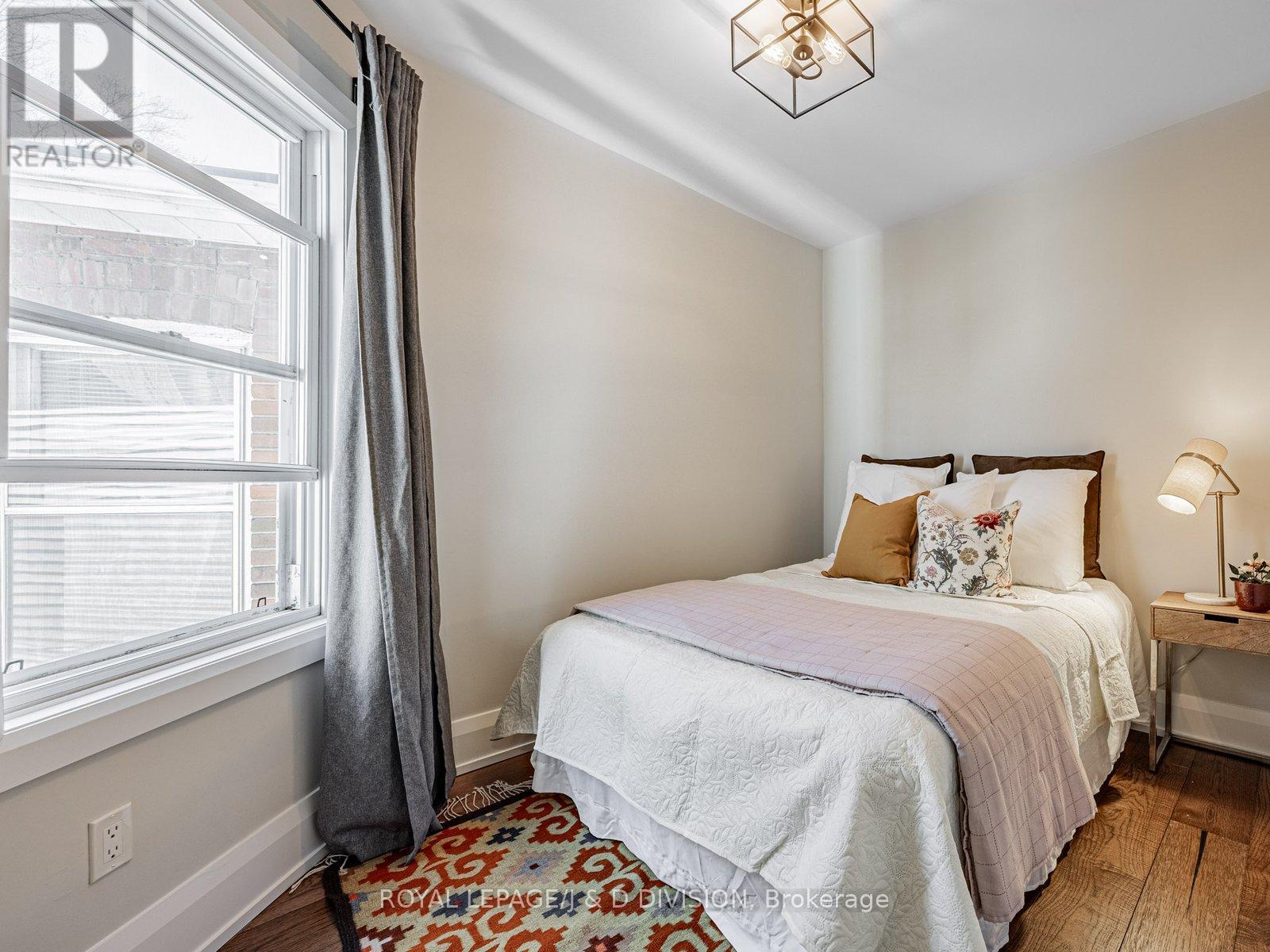 291 Highfield Road, Toronto, Ontario  M4L 2V4 - Photo 14 - E12112699