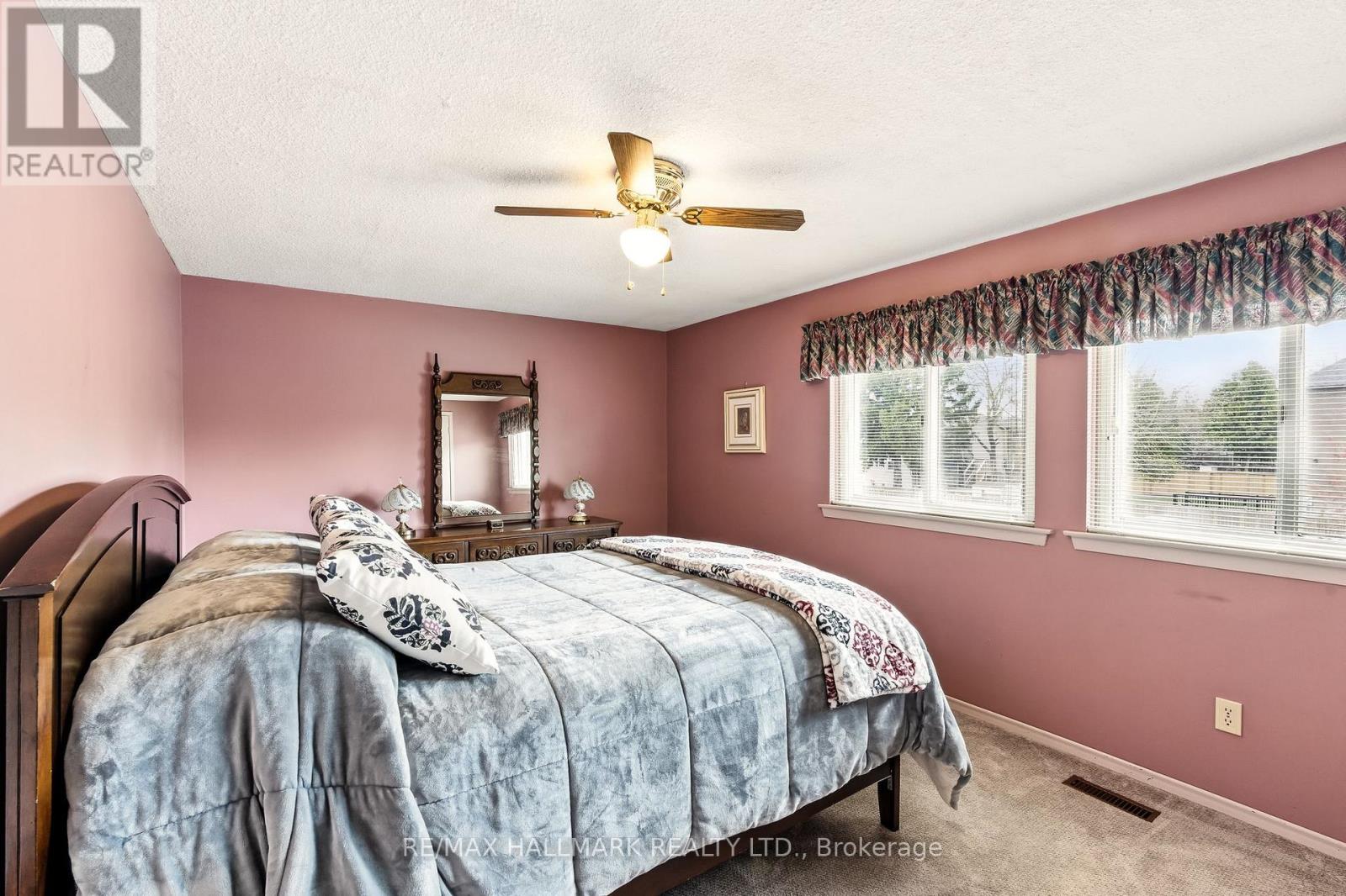 69 White Heather Boulevard, Toronto, Ontario  M1V 1P7 - Photo 17 - E12112865