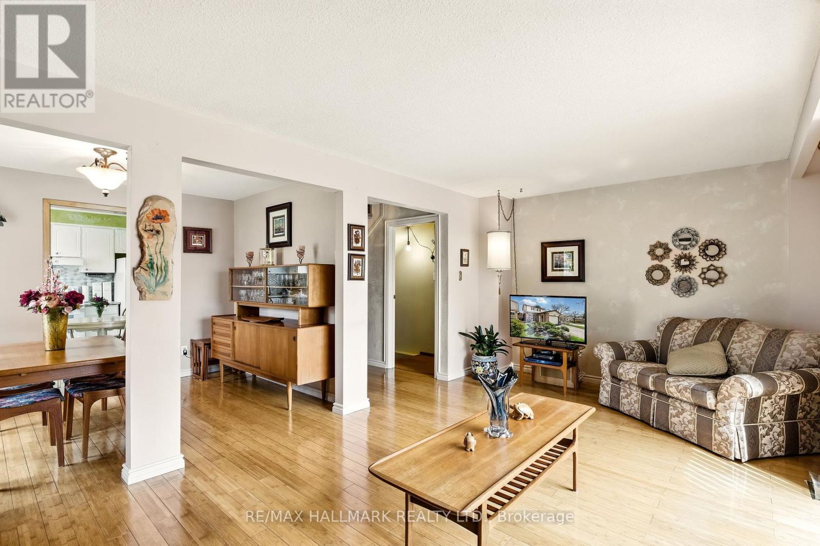 69 White Heather Boulevard, Toronto, Ontario  M1V 1P7 - Photo 8 - E12112865