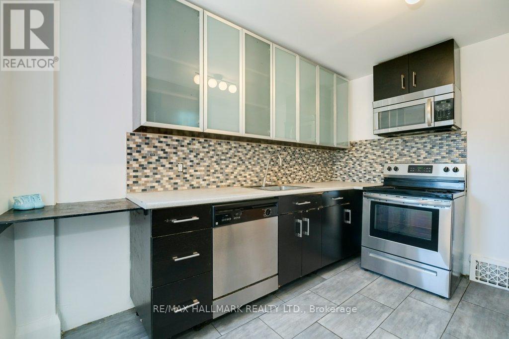935 Kingston Road, Toronto, Ontario  M4E 1S6 - Photo 11 - E12099852