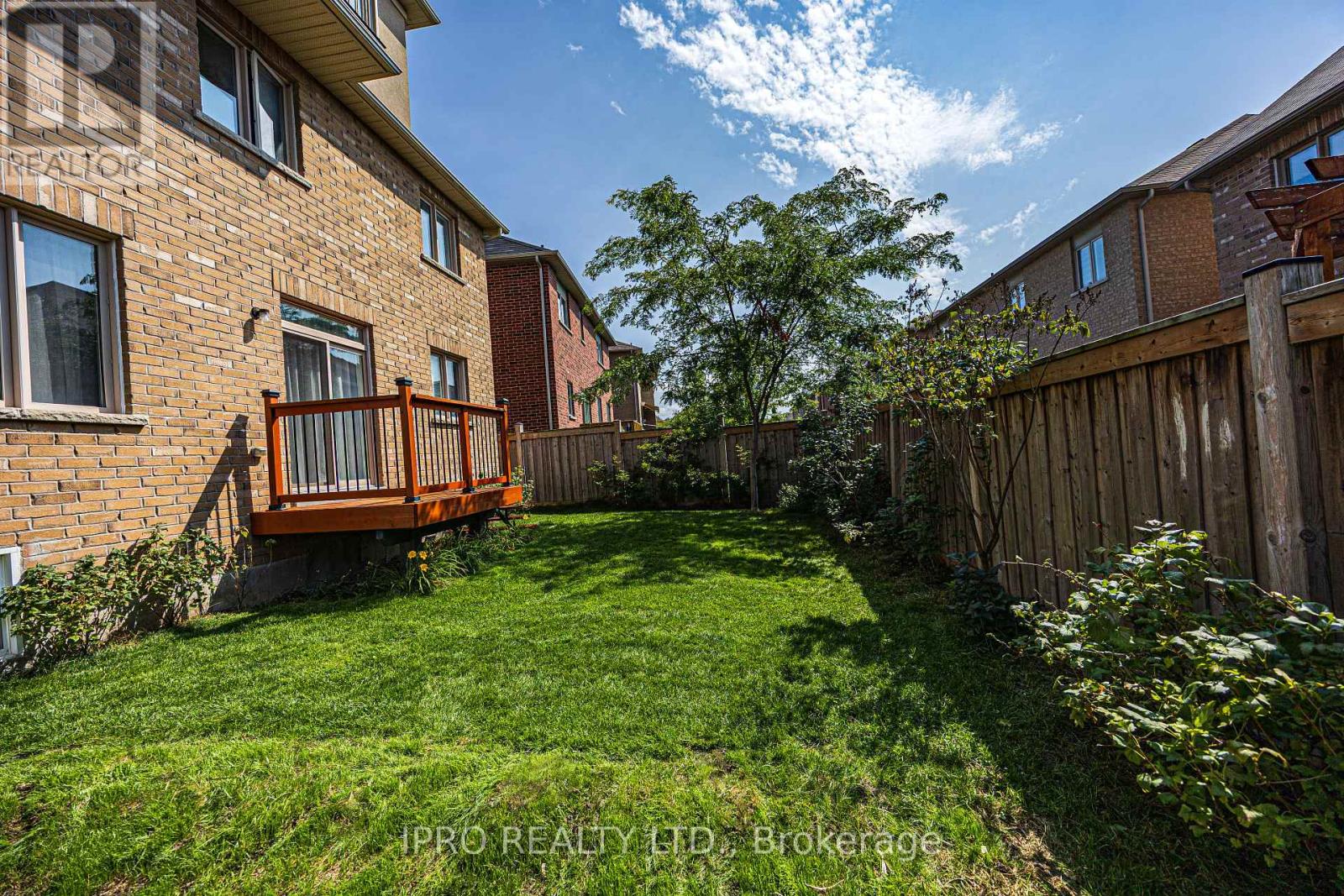1029 Blackhall Crescent, Newmarket (Stonehaven-Wyndham), Ontario  L3X 0B2 - Photo 50 - N12112601