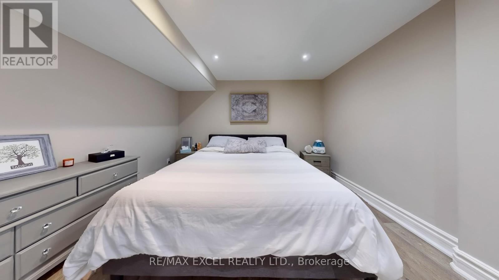 65 Pathlane Road, Richmond Hill, Ontario  L4B 4A5 - Photo 34 - N12112626