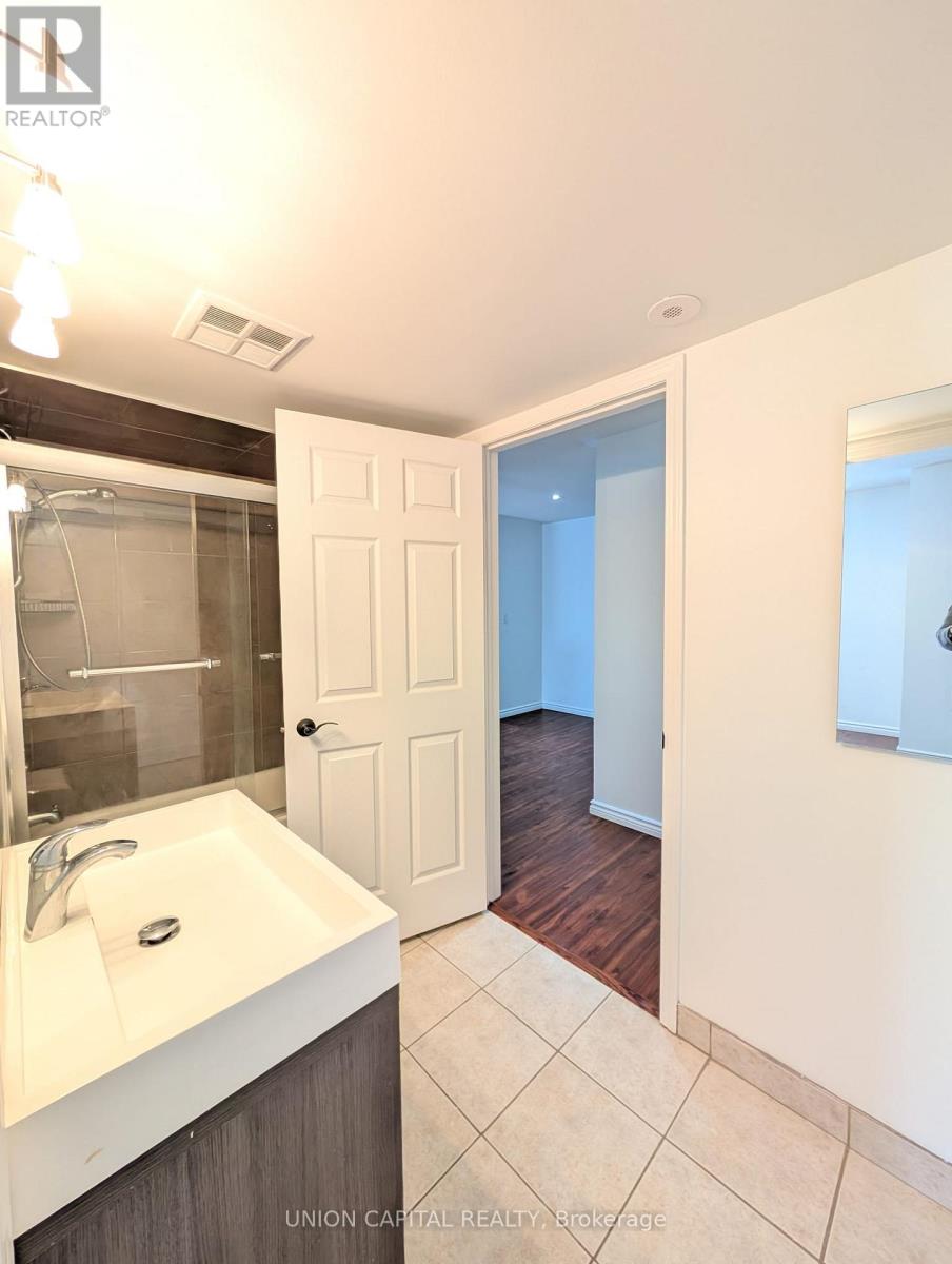 2 - 105 Sunrise Drive, Markham (Milliken Mills East), Ontario  L3R 1A1 - Photo 12 - N12112631