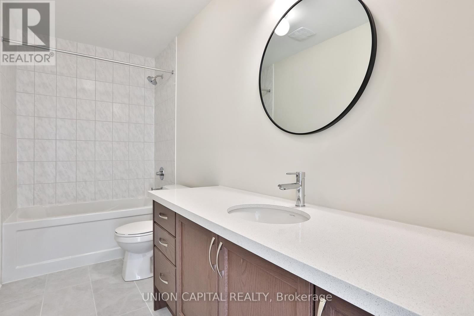 47 Donald Ingram Crescent, Georgina, Ontario  L4P 0S3 - Photo 28 - N12112695