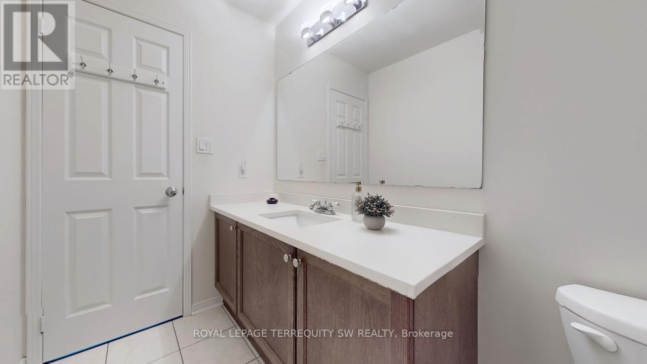 343 Langford Boulevard, Bradford West Gwillimbury (Bradford), Ontario  L3Z 0P7 - Photo 38 - N12112753