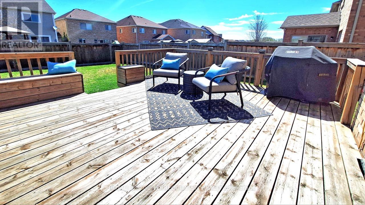 343 Langford Boulevard, Bradford West Gwillimbury (Bradford), Ontario  L3Z 0P7 - Photo 48 - N12112753