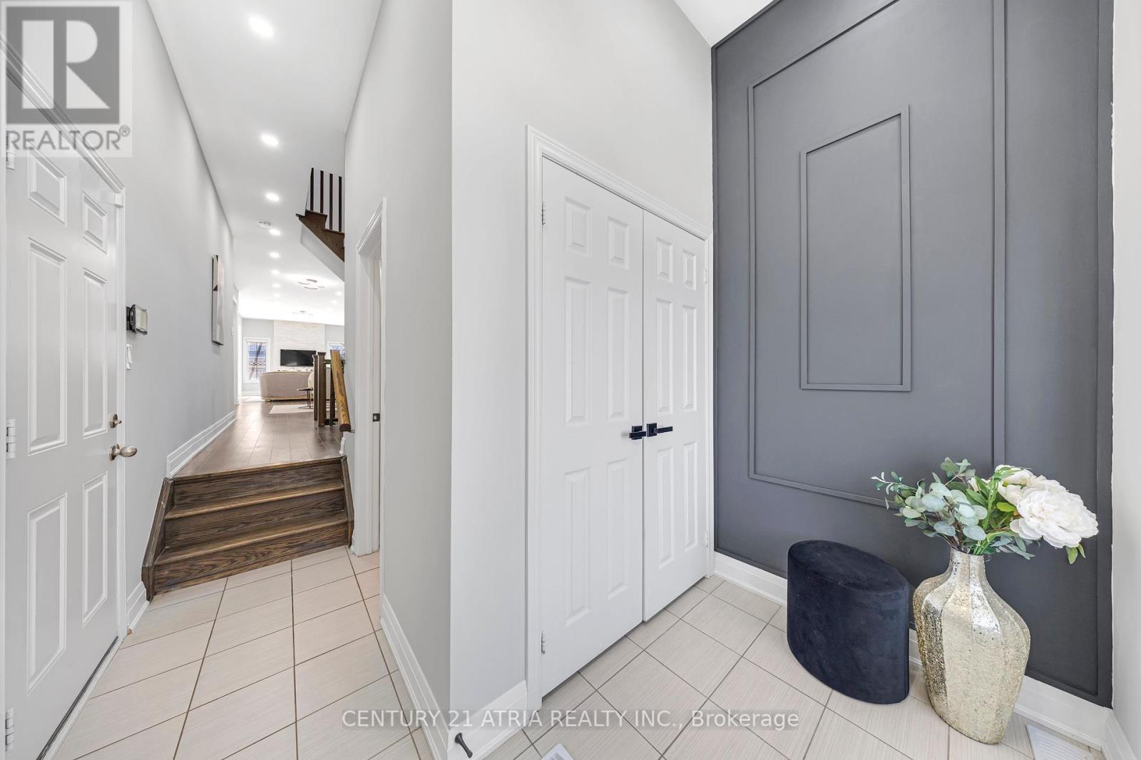 Property at 37 FIMCO CRESCENT image 4