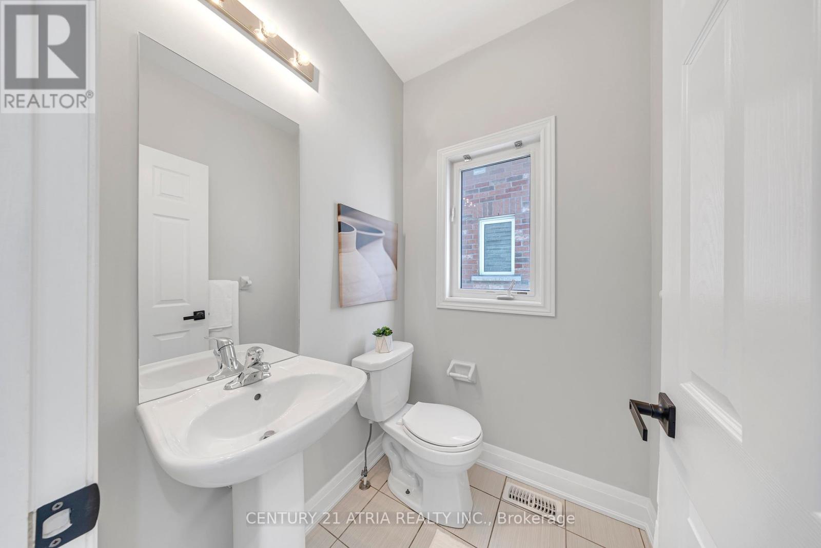 Property at 37 FIMCO CRESCENT image 5
