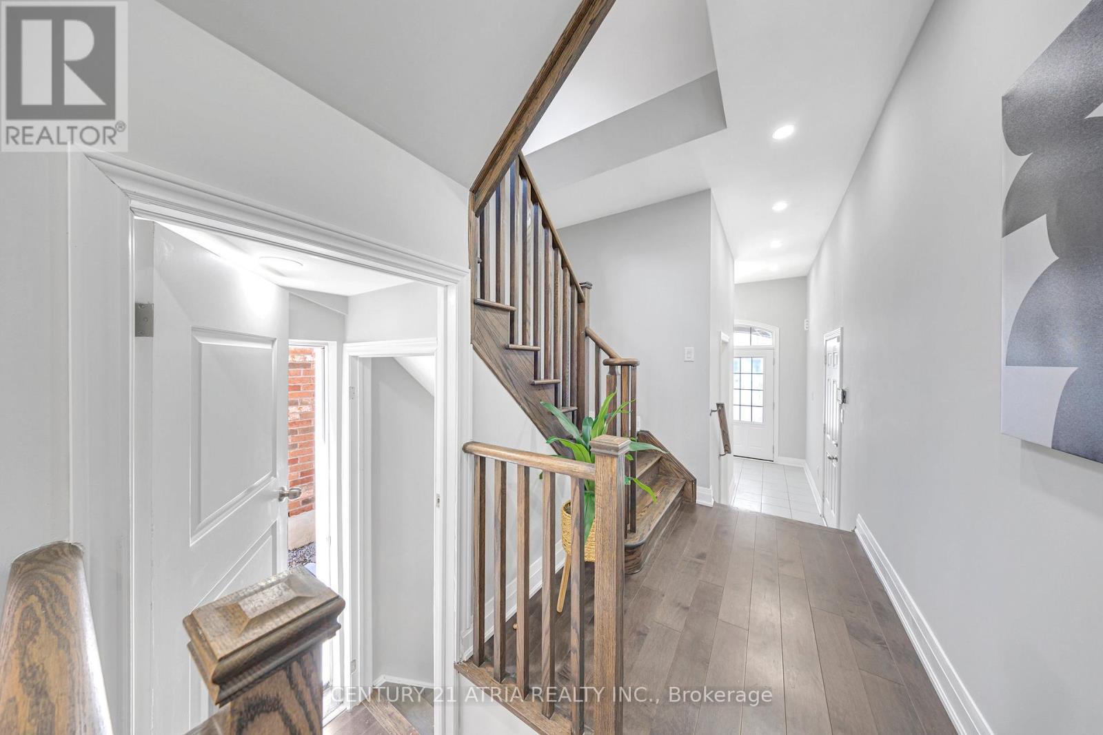 37 Fimco Crescent, Markham, Ontario  L6E 0R3 - Photo 7 - N12112765