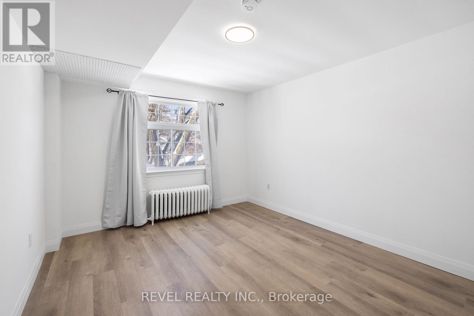 202 - 46 Nelson Street, Barrie, Ontario  L4M 4J9 - Photo 6 - S12030373