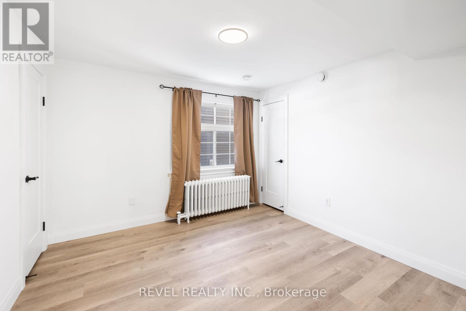 Main - 46 Nelson Street, Barrie, Ontario  L4M 4J9 - Photo 5 - S12030370