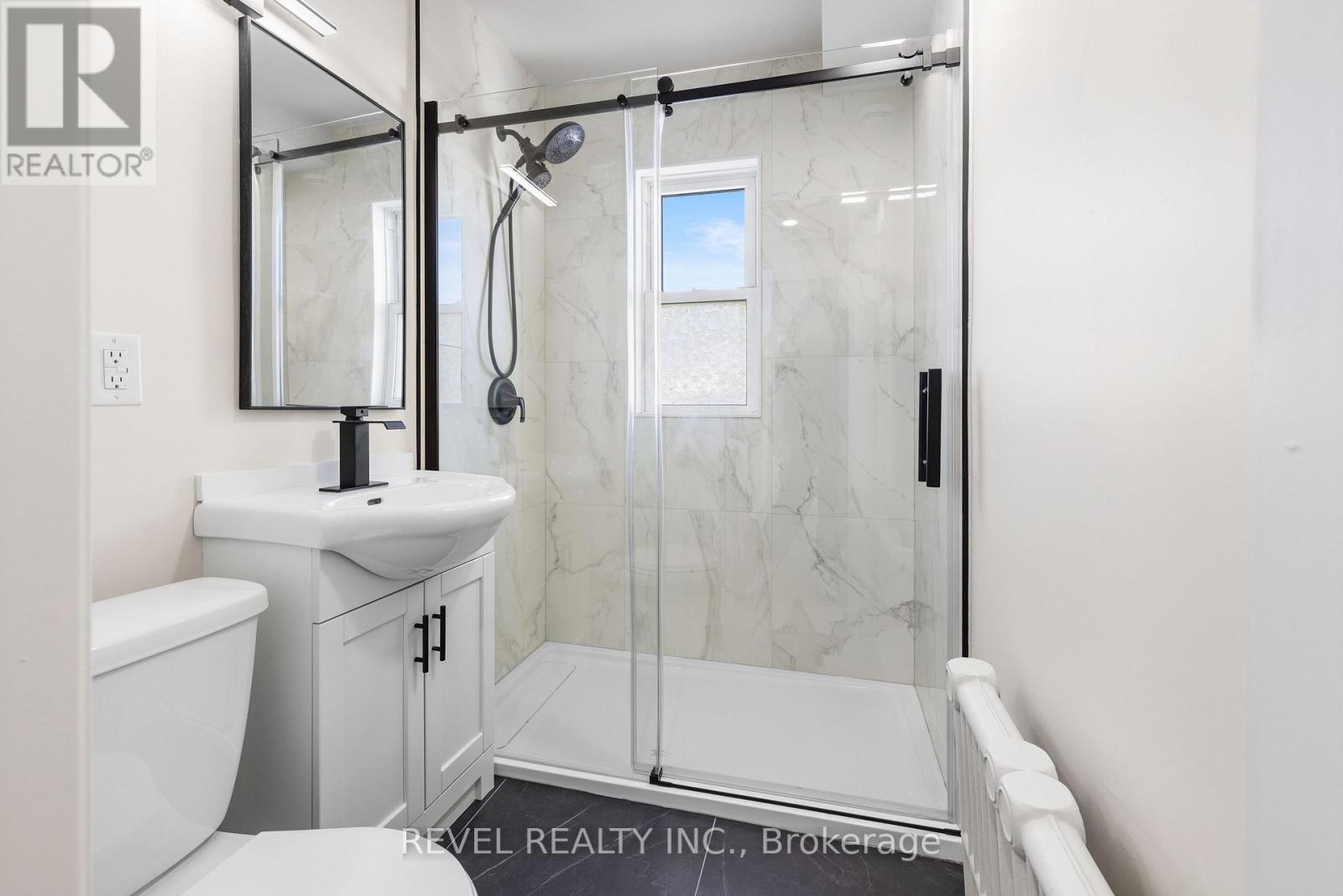 201 - 46 Nelson Street, Barrie, Ontario  L4M 4J9 - Photo 8 - S12030372