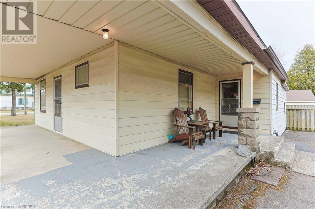 25 Dufferin Street, Burford, Ontario N0E 1A0 - Photo 3 - 40709531