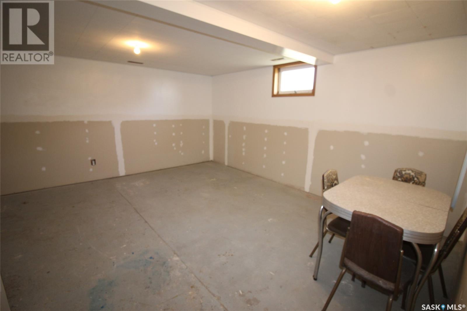 710 Railway Avenue, Dollard, Saskatchewan  S0N 0S0 - Photo 21 - SK004135