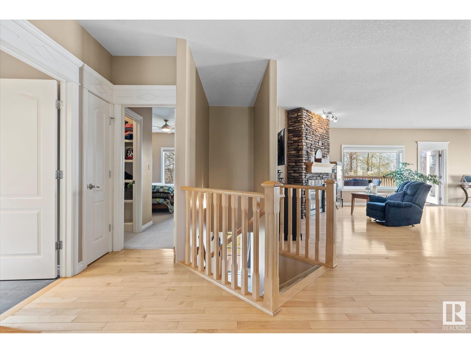 Property at 511 WESTERRA BV image 1