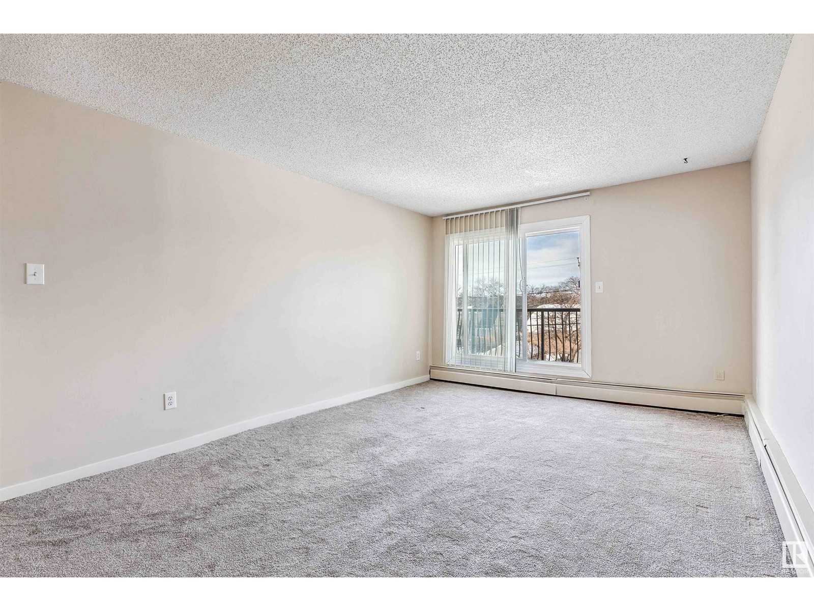 #308 10730 112 St Nw, Edmonton, Alberta  T5H 3H1 - Photo 3 - E4433394