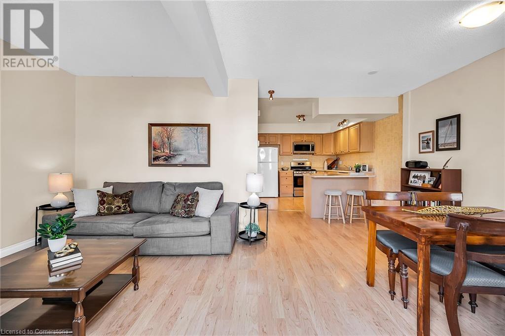 42 East 27th Street, Hamilton, Ontario  L8V 3E7 - Photo 4 - 40721127