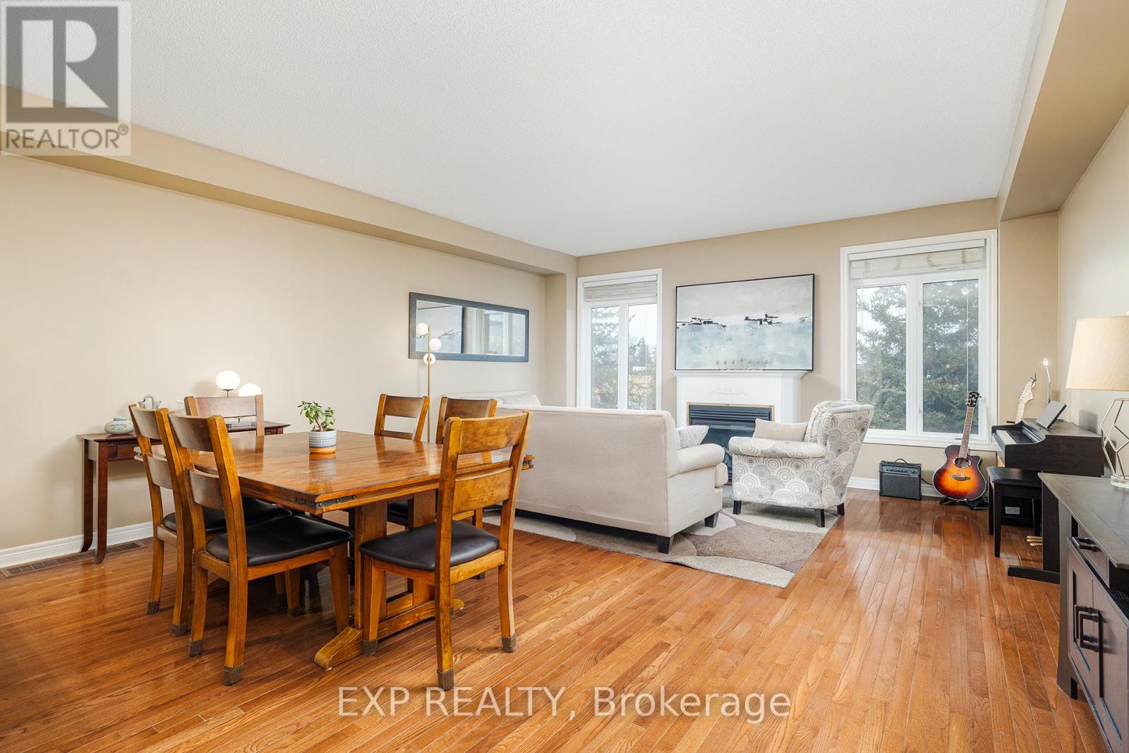 70 - 1169 Dorval Drive, Oakville (Ga Glen Abbey), Ontario  L6M 4V8 - Photo 4 - W12112579
