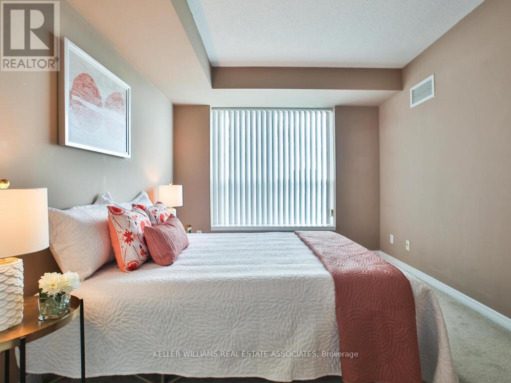 401 - 4879 Kimbermount Avenue, Mississauga (Central Erin Mills), Ontario  L5M 7R8 - Photo 16 - W12112620