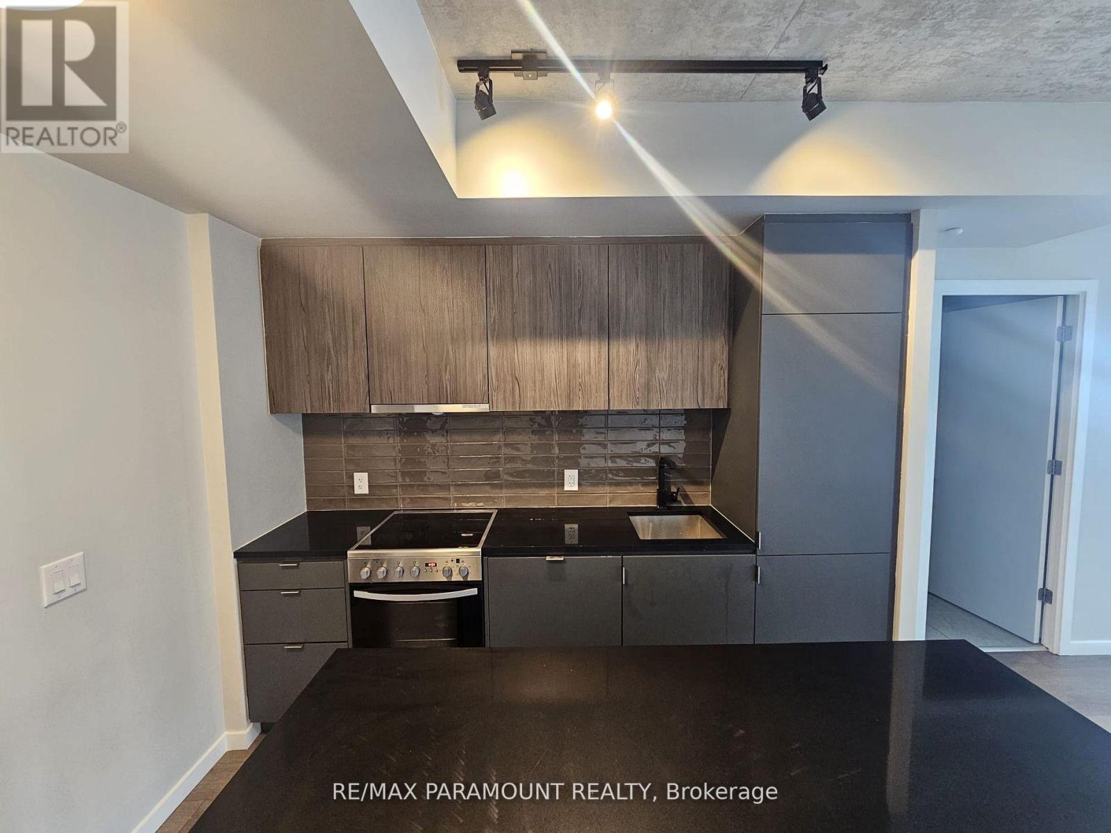 327 - 7 Smith Crescent, Toronto (Stonegate-Queensway), Ontario  M8Z 0G3 - Photo 19 - W12112625