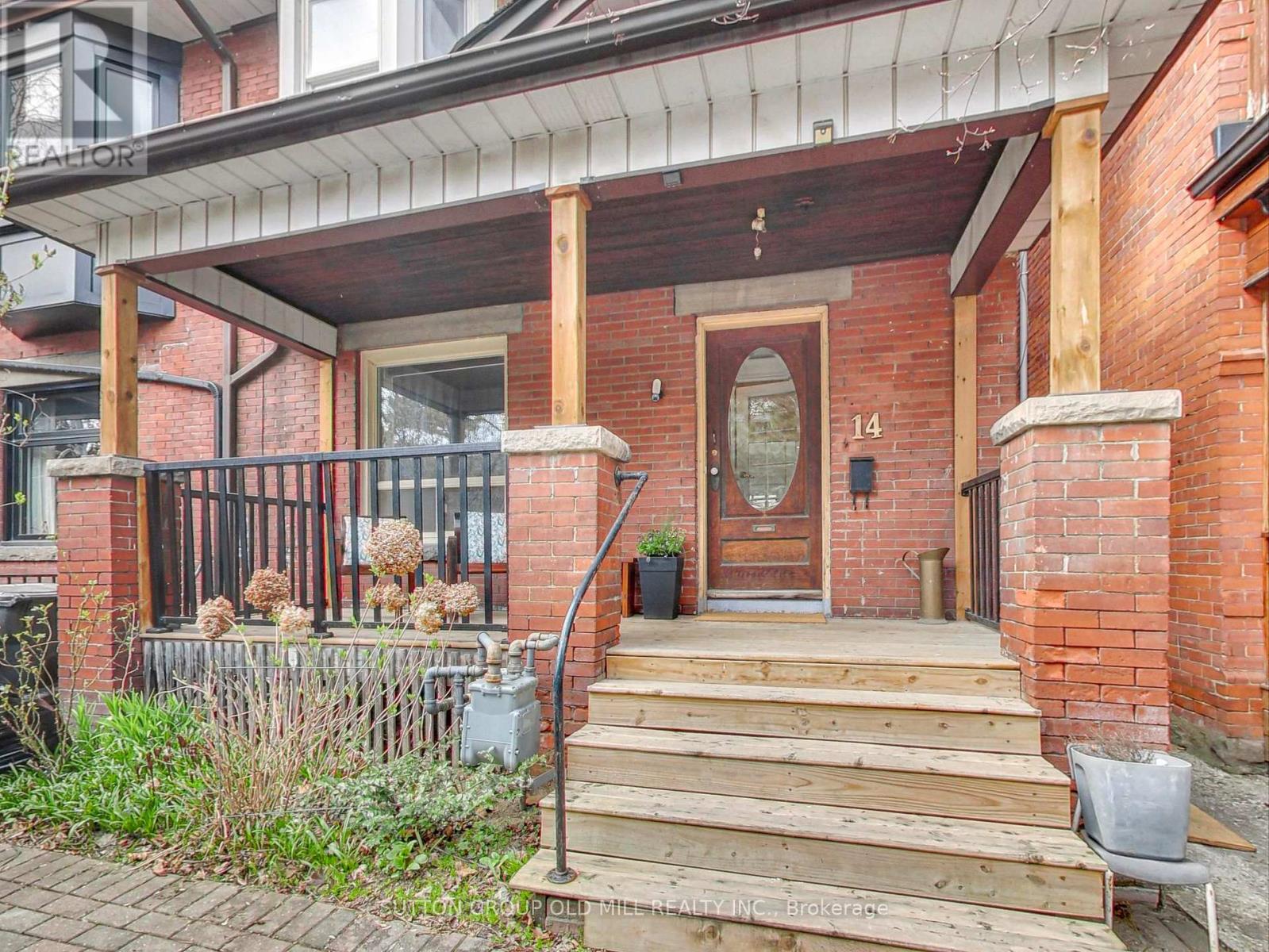 14 Pearson Avenue, Toronto (Roncesvalles), Ontario  M6R 1G1 - Photo 3 - W12112643