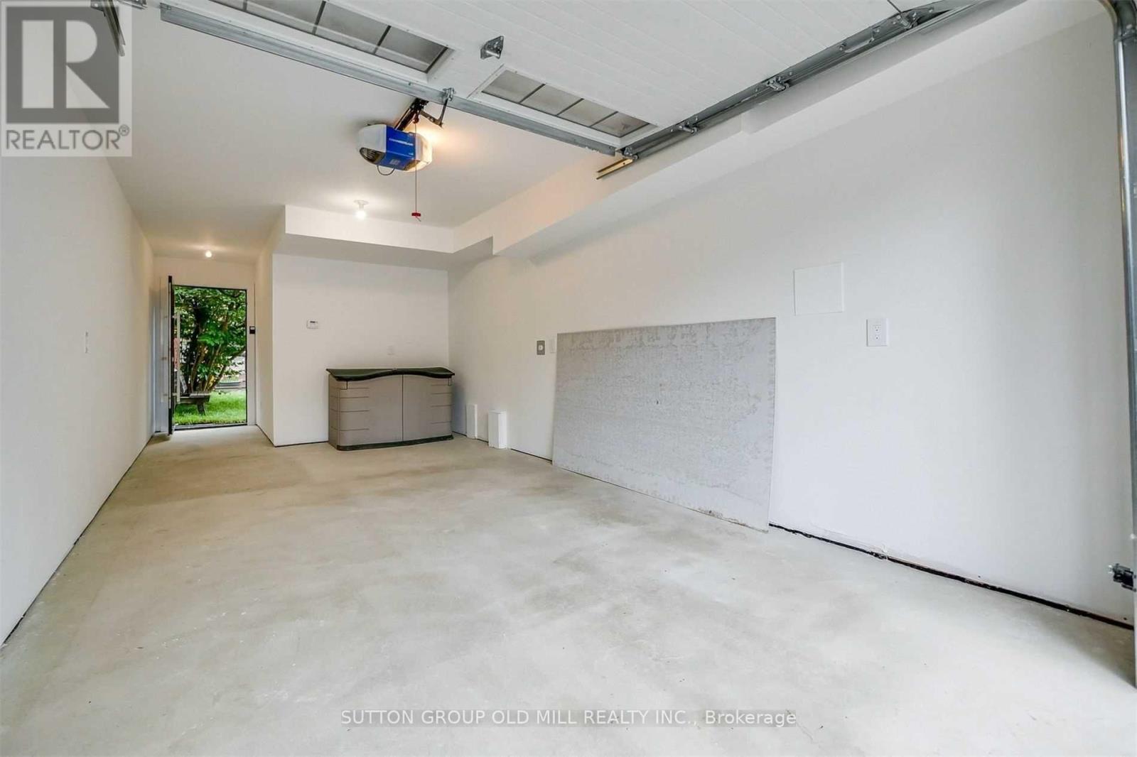14 Pearson Avenue, Toronto (Roncesvalles), Ontario  M6R 1G1 - Photo 50 - W12112643