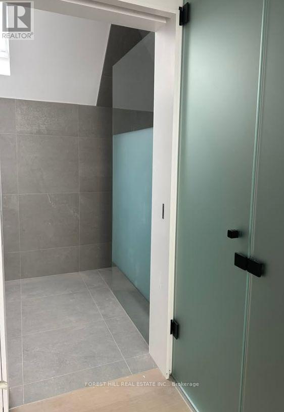 Garden Suite - 839 Gladstone Avenue, Toronto (Dovercourt-Wallace Emerson-Junction), Ontario  M6H 3J7 - Photo 11 - W12112672