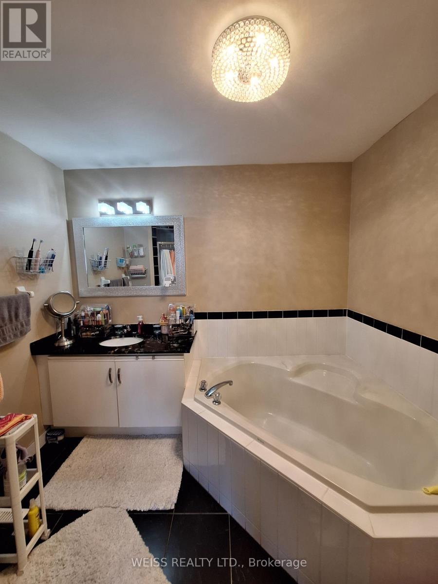 51 - 2350 Grand Ravine Drive, Oakville (Ro River Oaks), Ontario  L6H 6E2 - Photo 11 - W12112698