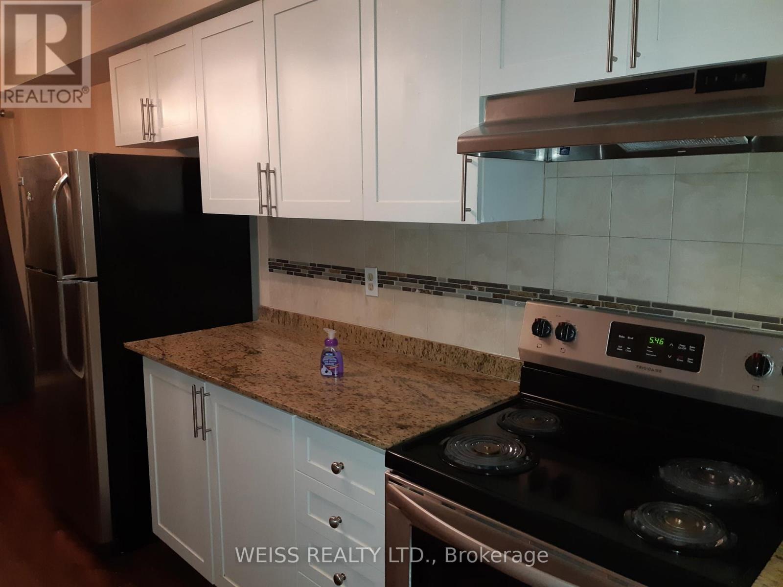 51 - 2350 Grand Ravine Drive, Oakville (Ro River Oaks), Ontario  L6H 6E2 - Photo 4 - W12112698