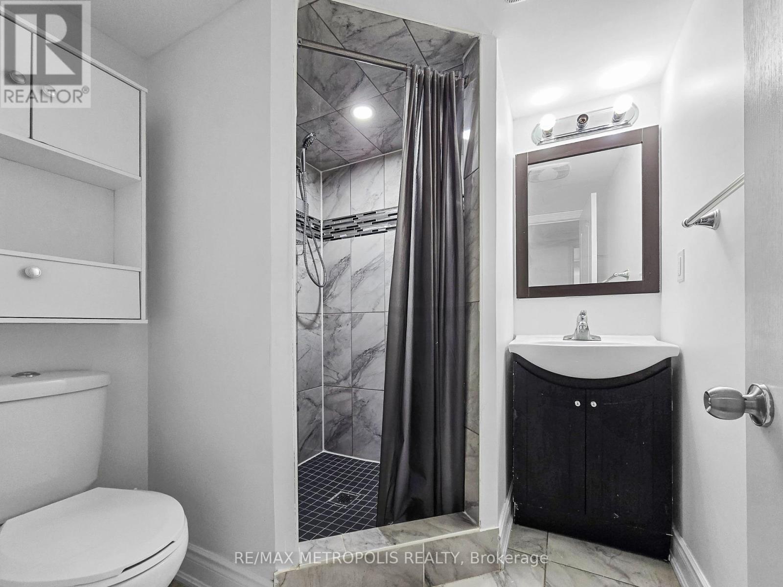 Bsmt - 15 Tribune Drive, Brampton, Ontario  L7A 0G2 - Photo 9 - W12112721