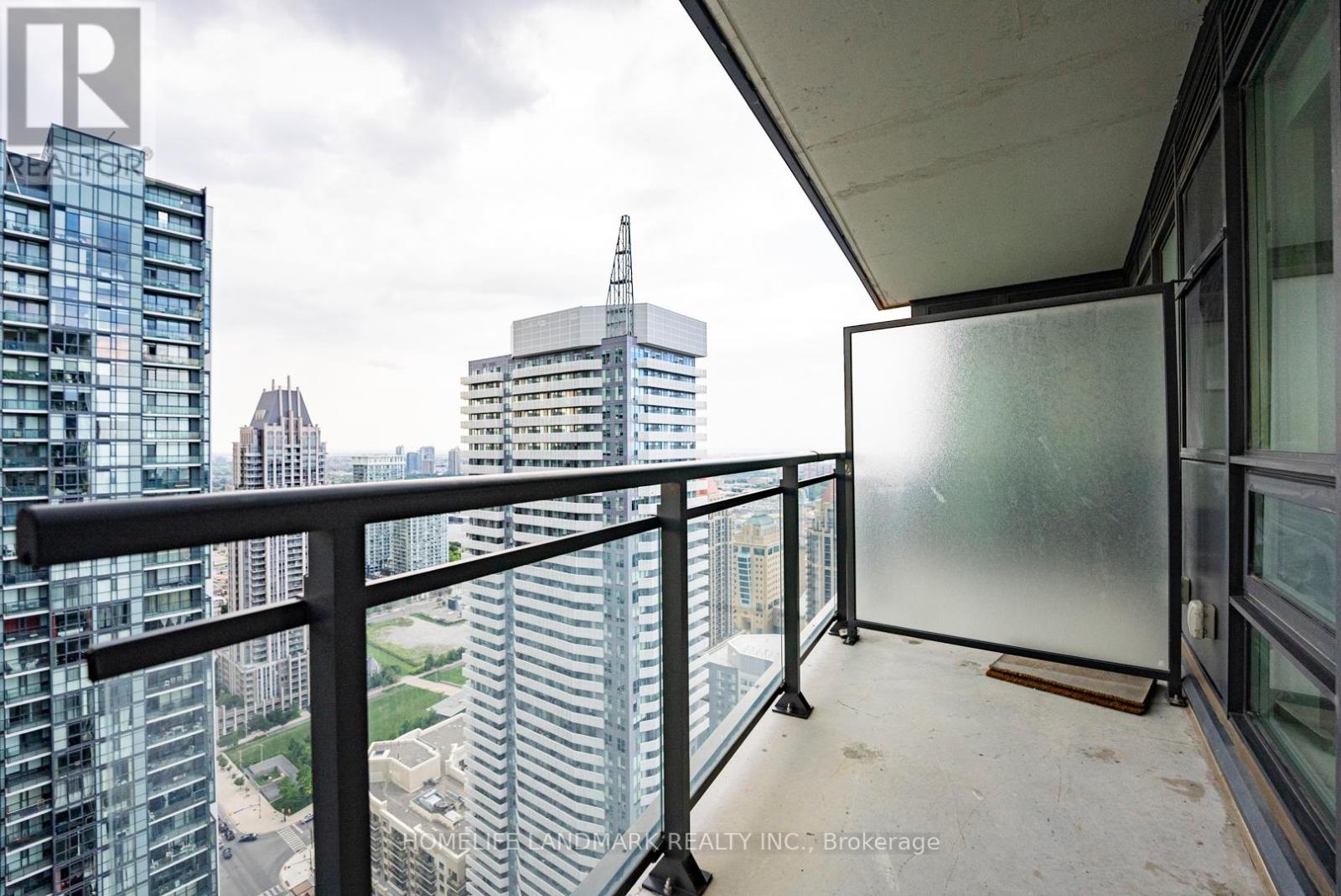 3805 - 510 Curran Place, Mississauga (City Centre), Ontario  L5B 0J8 - Photo 6 - W12112752