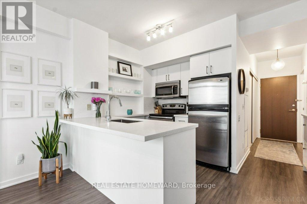 1212 - 103 The Queensway Avenue, Toronto, Ontario  M6S 5B3 - Photo 6 - W12112793