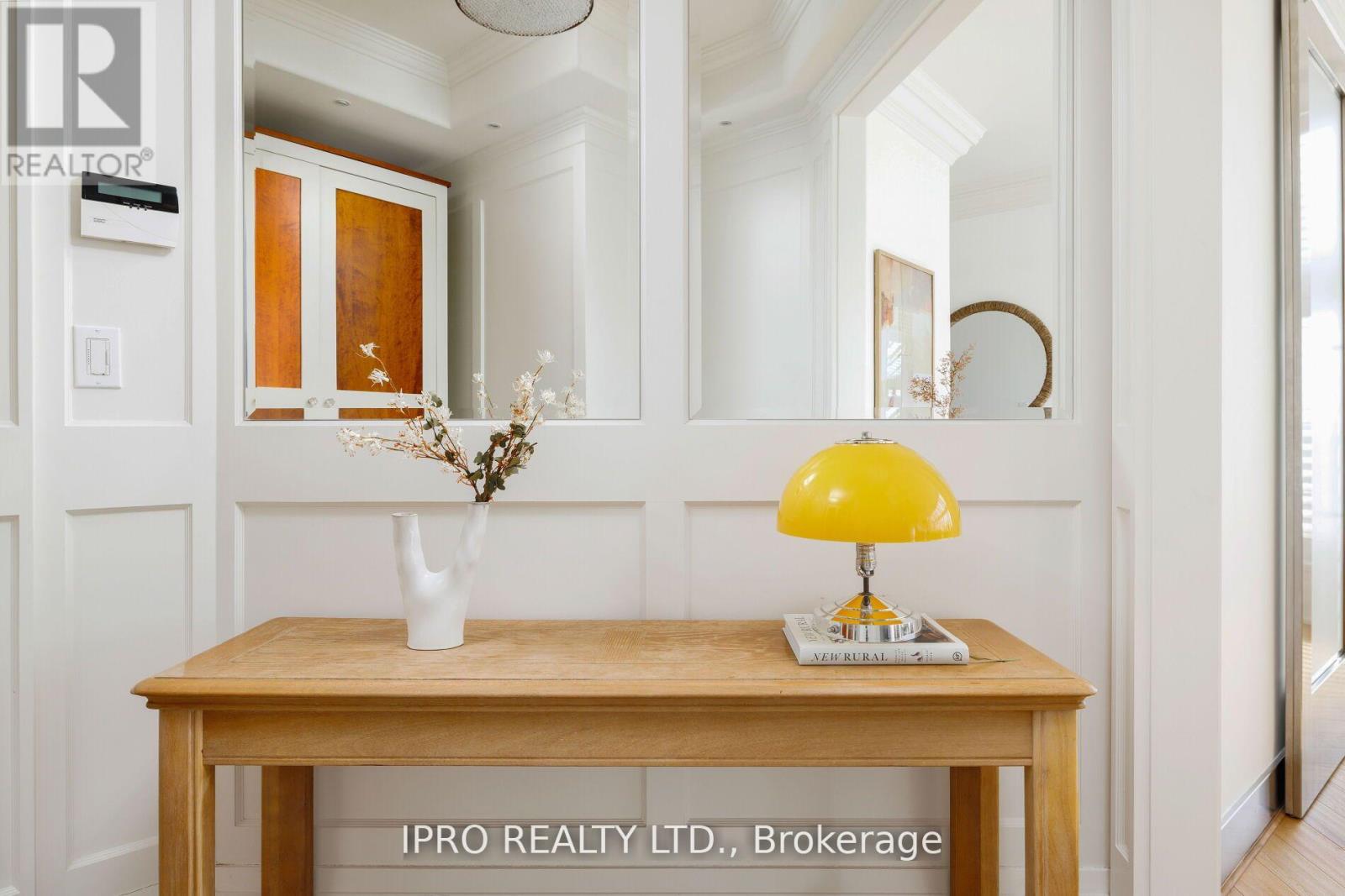 Property at PH 604 - 935 ROYAL YORK ROAD image 2